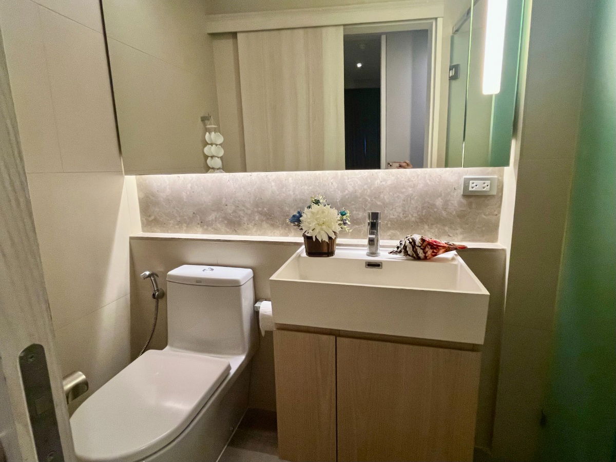 รูป ให้เช่า !! คอนโด THE LUMPINI 24 | ซอยสุขุมวิท 24 I   * Sky Swimming Pool * ชั้น 33 | พื้นที่ 56 sq.m. | 2B 2B (BTS พร้อมพงษ์)  (Agents Welcome) - รูปที่ 7/15