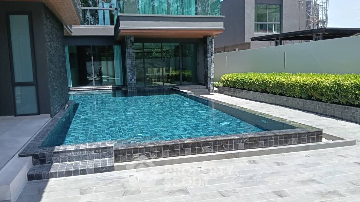picture 5-BR Villa close to Pattaya (ID 2182145) - 6/40