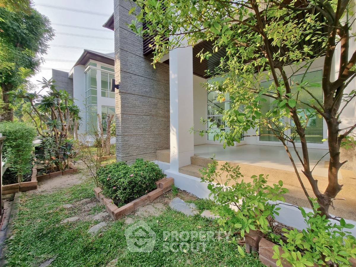 รูป บ้าน 3-ห้องนอน ใน ดอกไม้ (ID 2042582) - รูปที่ 3/16