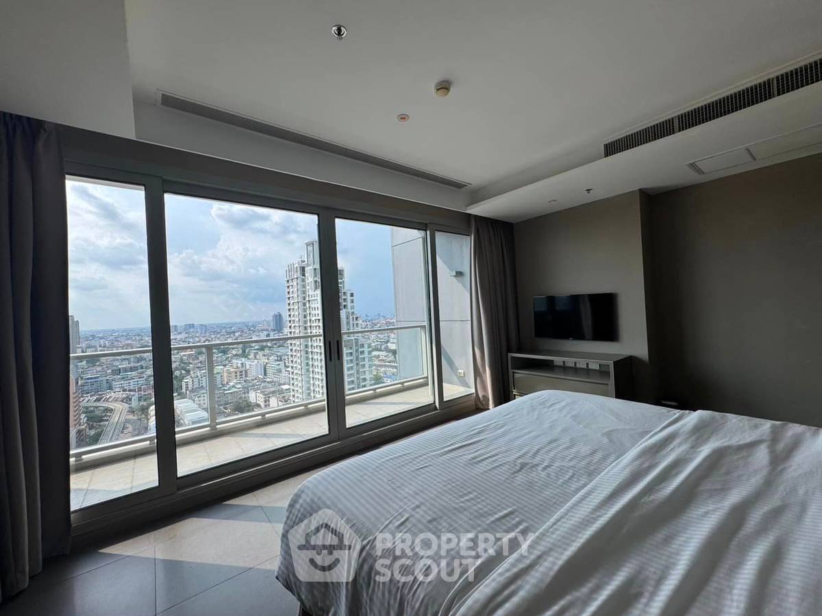 picture 2-BR Condo at The River Condominium near BTS Saphan Taksin (ID 1910234) - 5/12