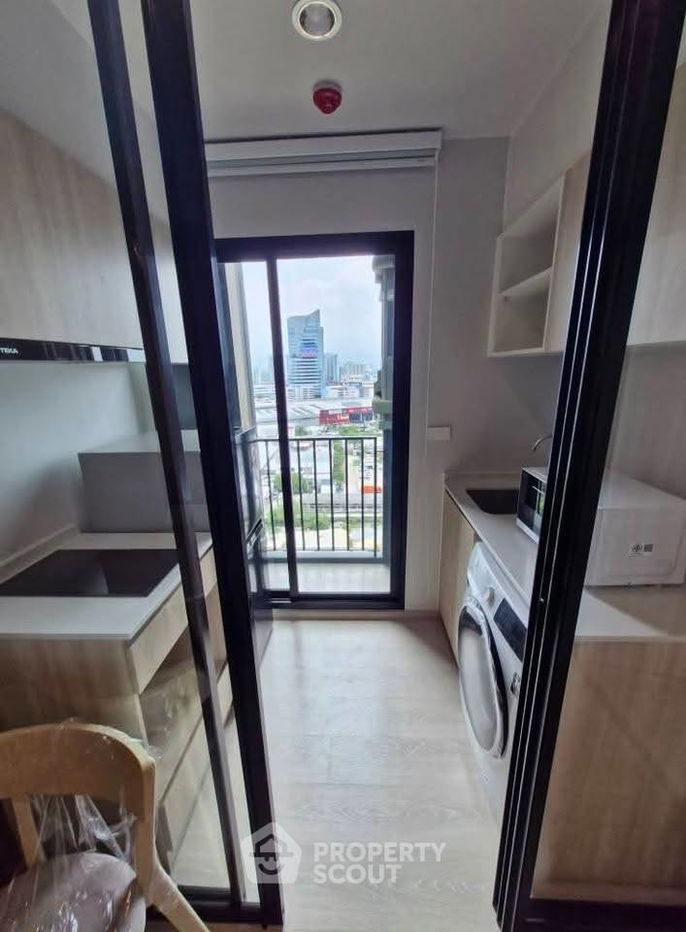 picture 1-BR Condo at NUE Mega Plus Bangna in Bang Kaeo (ID 2235825) - 1/6