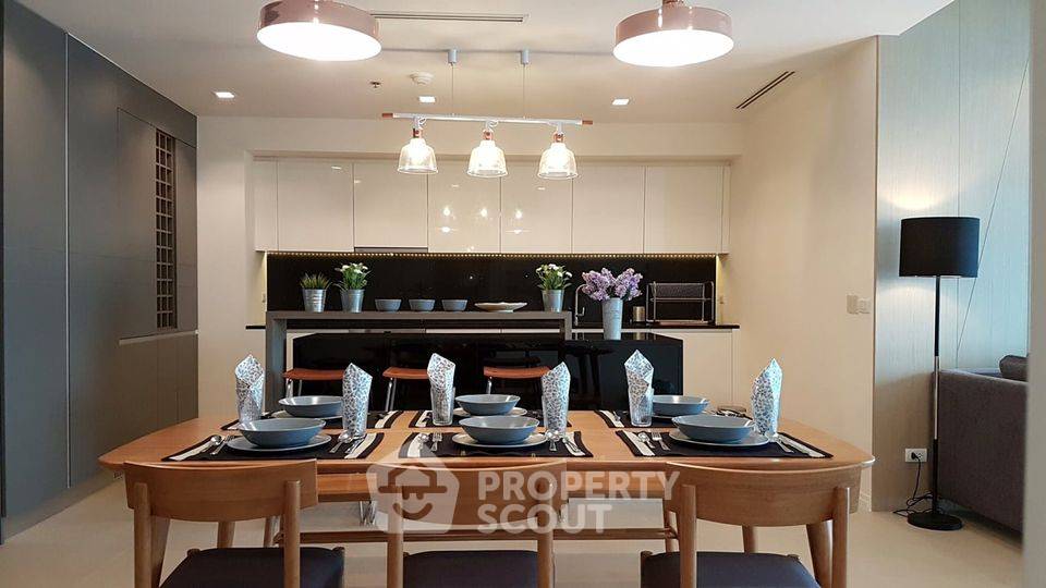 picture 3-BR Condo at The River Condominium near BTS Saphan Taksin (ID 825051) - 4/5