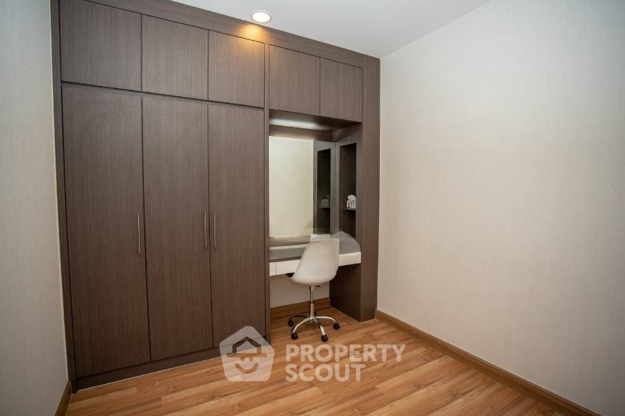 picture 3-BR House in Surasak (ID 2231377) - 11/29