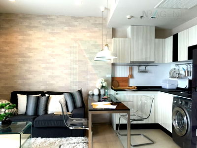 Condos for rent : 🚩 For Rent Condo HQ THONGLOR Building 1, Floor 31,1 bed room, Room size 43 sqm