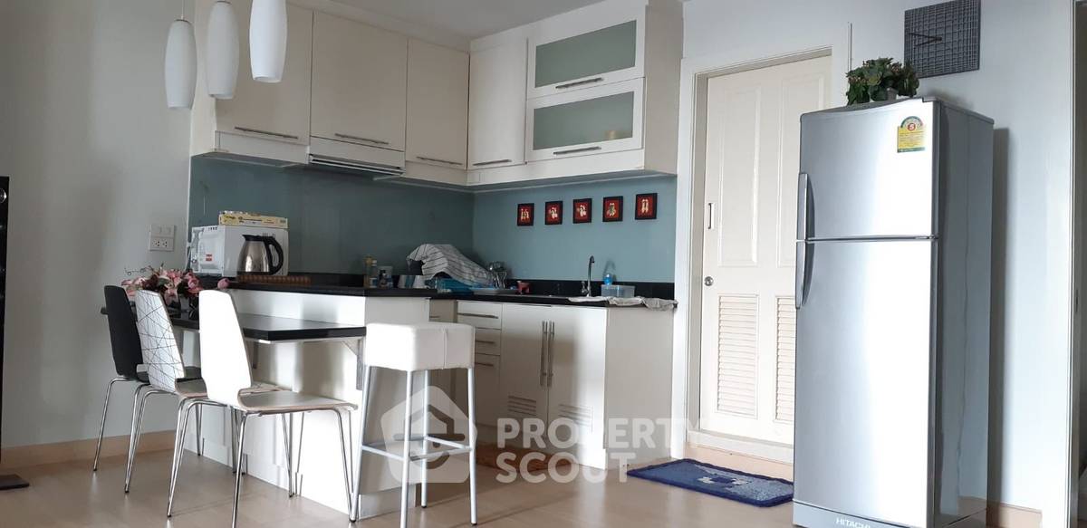 picture 1-BR Condo at Baan Sathorn Chaopraya near BTS Krung Thon Buri (ID 1402730) - 4/9