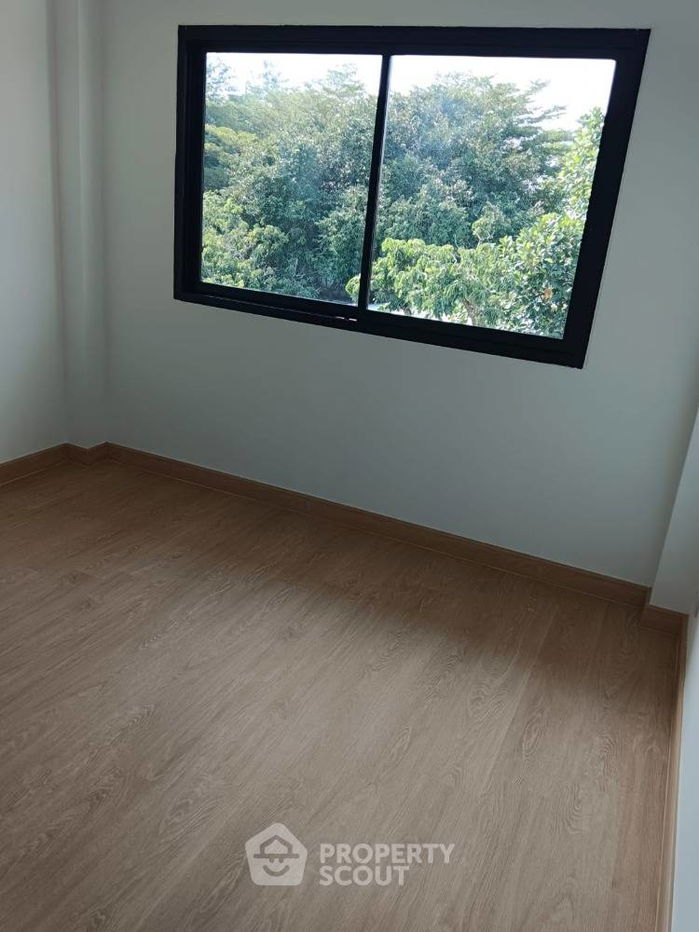 picture 4-BR House in Yang Noeng (ID 1987908) - 14/28