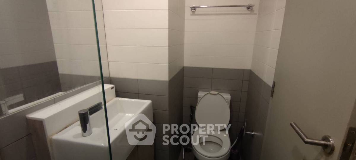picture 1-BR Condo at Ideo Mobi Rama 9 near MRT Phra Ram 9 (ID 1139743) - 5/5
