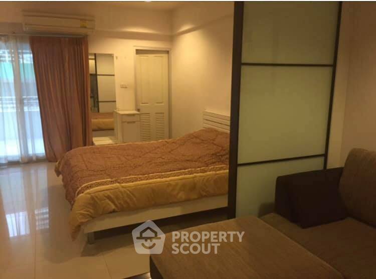 picture 1-BR Condo at Aree Place (Phahonyothin 7) Condominium near BTS Ari (ID 425777) - 2/10
