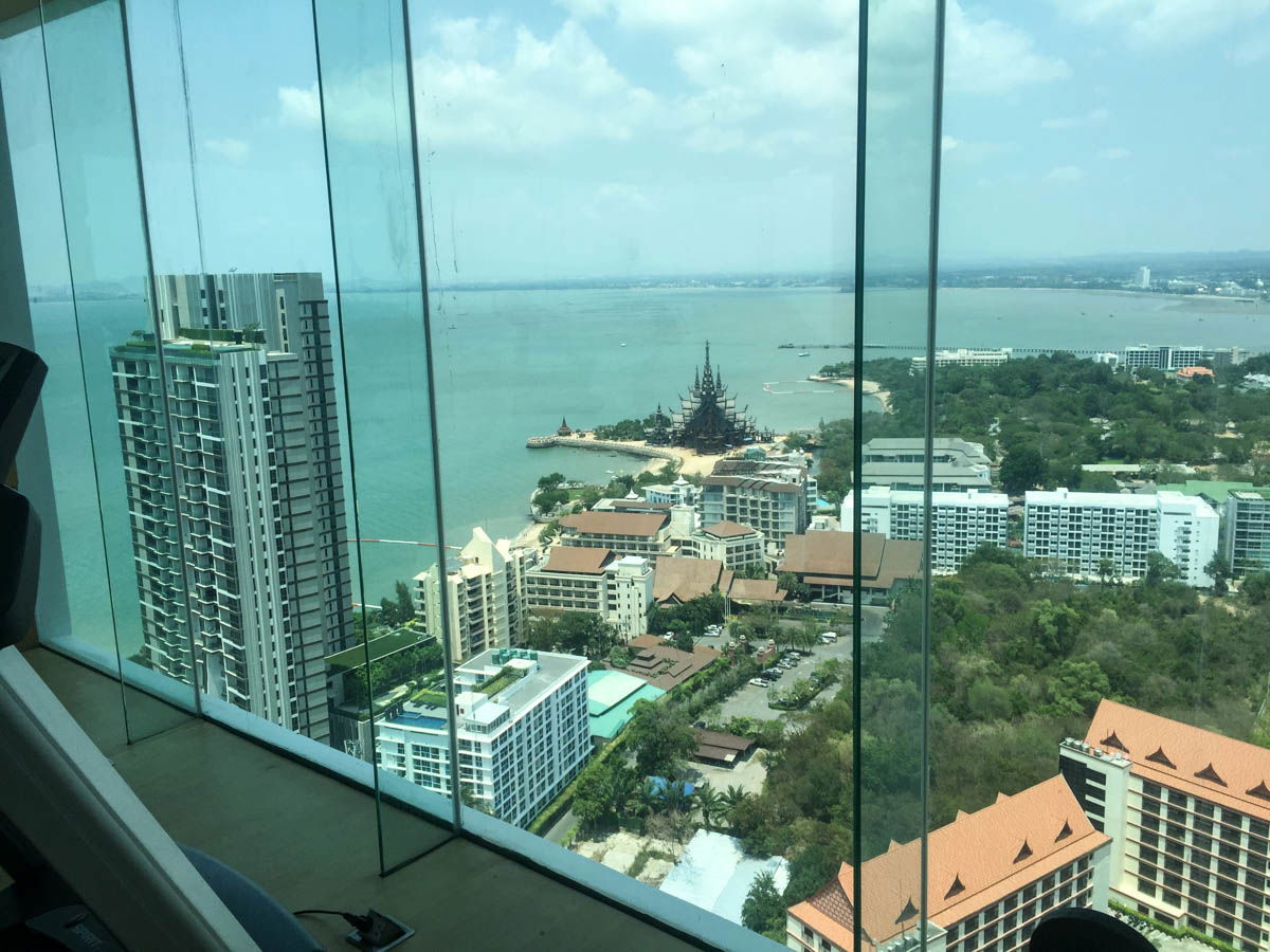 picture 1 Bedroom Condominium @ Wongamat Tower - 29/34