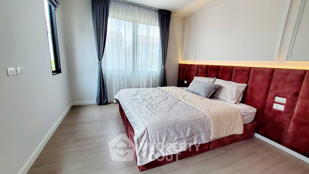 picture 3-BR Townhouse at Anasiri Ramkhamhaeng in Khlong Song Ton Nun (ID 1550948) - 18/25