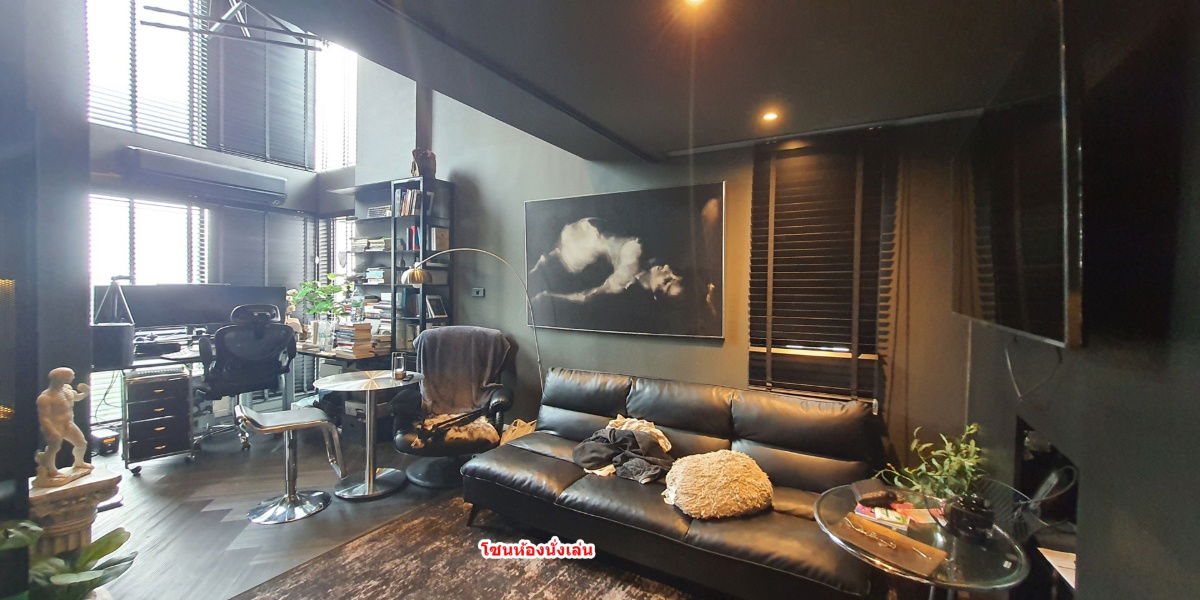รูป ขายคอนโด มือสอง ห้อง Duplex (ตกแต่งเกือบล้าน) (Blak mens style decoration) ขายขาดทุน ฟรีโอน ห้องมุม คอนโด ละติจูด ใกล้ม.เอแบค บางนา - รูปที่ 1/31