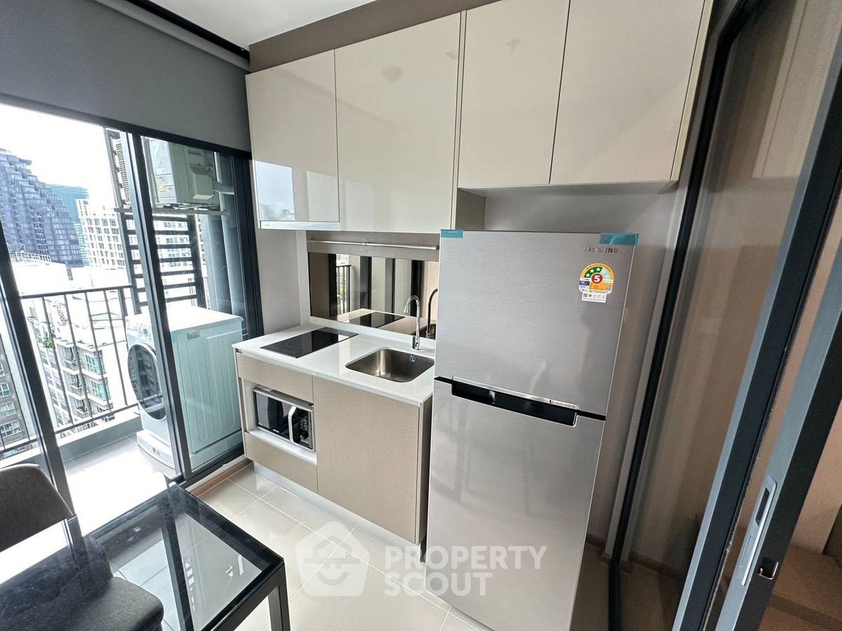 picture 1-BR Condo at Ideo Rama 9 - Asoke near MRT Phra Ram 9 (ID 1656205) - 3/8