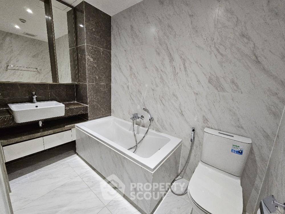picture 2-BR Condo at Fynn Asoke near BTS Asok (ID 1405803) - 4/22