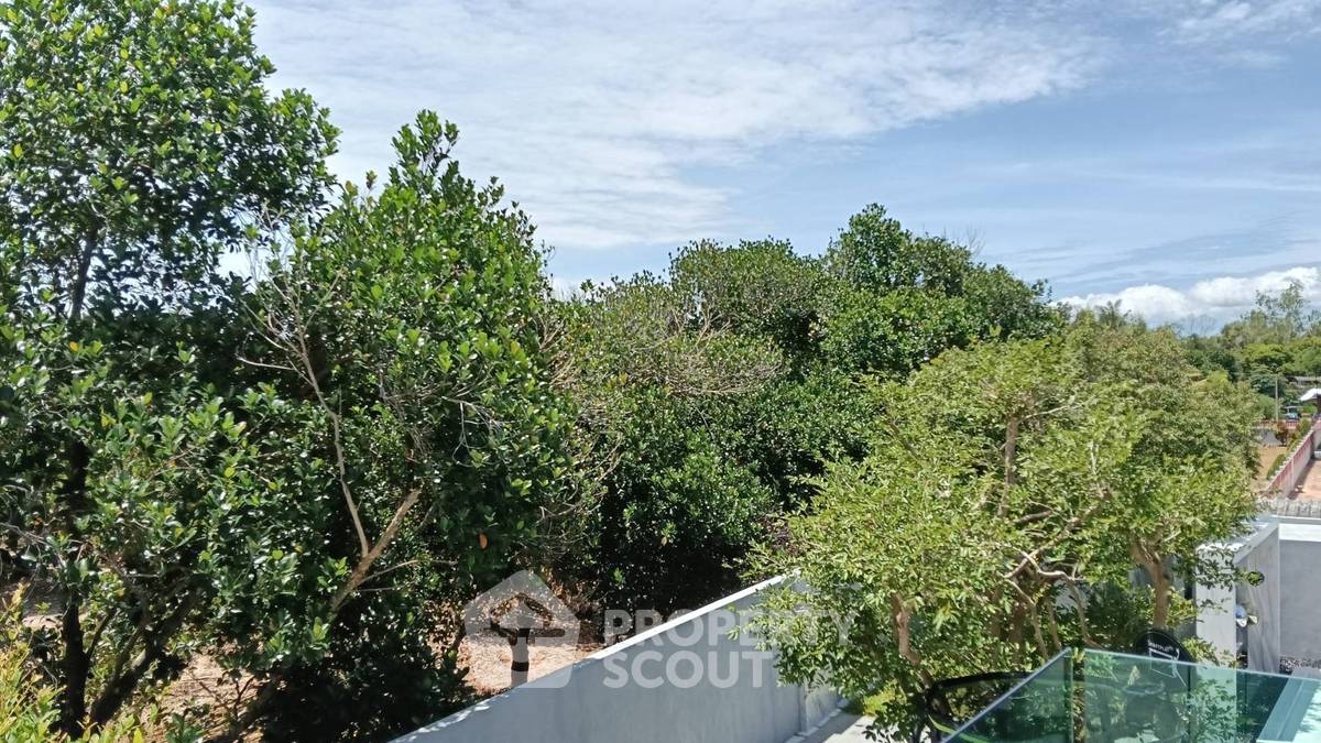 picture 5-BR Villa close to Pattaya (ID 2182145) - 12/40