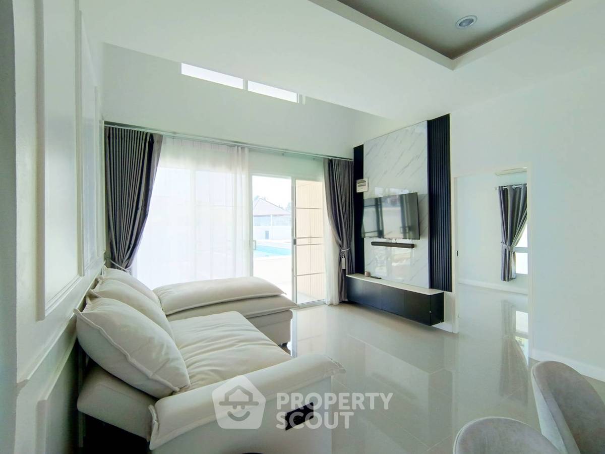 picture 3-BR House close to The Venezia (ID 2100712) - 6/10