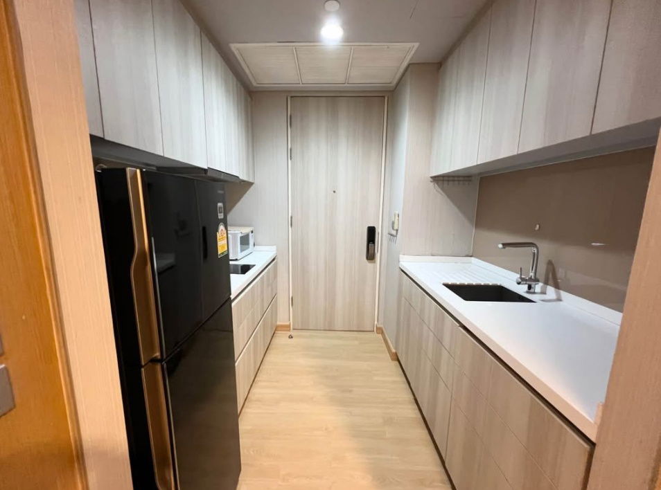 picture #R5464 🎉 030868 Condo for rent  The Lumpini 24 - 16/17