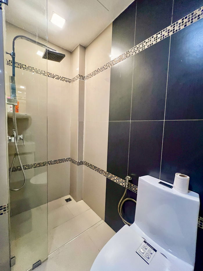 picture Studio Condominium @ Club Royal - 7/16