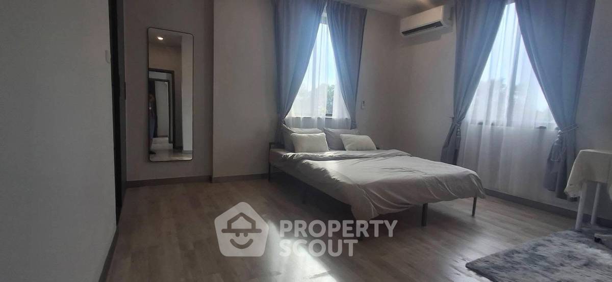 picture 4-BR House close to Huai Yai (ID 2129474) - 13/21