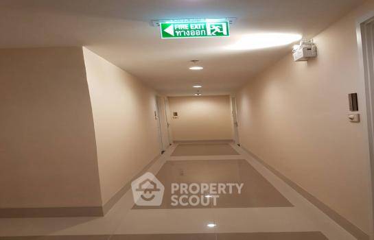 picture 1-BR Condo at Supalai Wellington near MRT Thailand Cultural Centre (ID 418830) - 11/11