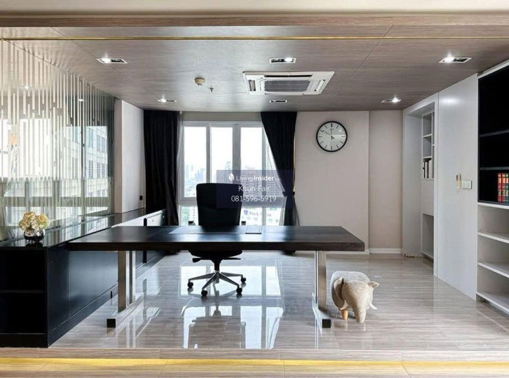 picture Rental : Penhouse At Citi Smart Sukhumvit 18  • 3 Bedroom 3 Bathroom  • Size : 240 S.qm • 20 Floor  - 4/13
