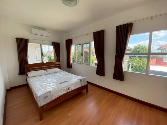 picture FOR RENT CASA VILLE RATCHAPHRUEK - CHAENGWATTANA / 3 bedrooms 3 bathrooms / 60 Sqw. 180 Sqm. **32,000** CLOSE TO ROBINSON LIFESTYLE RATCHAPHRUEK - 8/13