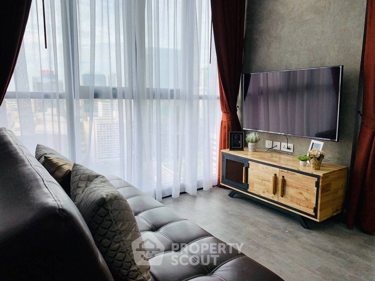 picture 2-BR Condo at Ideo Mobi Rama 9 near MRT Phra Ram 9 (ID 566090) - 7/17