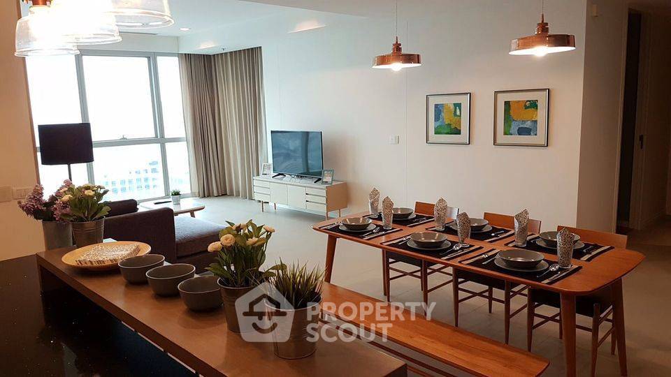 picture 3-BR Condo at The River Condominium near BTS Saphan Taksin (ID 825051) - 3/5