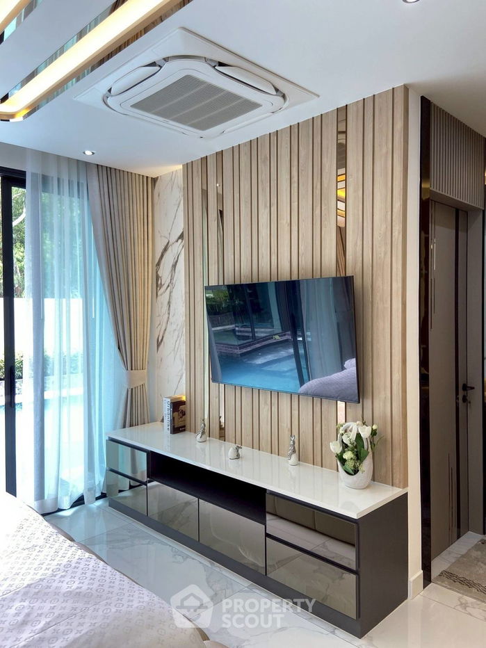 picture 5-BR Villa close to Pattaya (ID 2182145) - 19/40