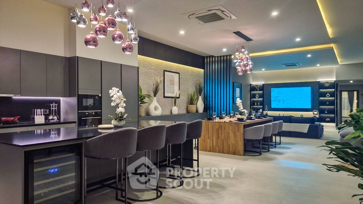 รูป วิลล่า 6-ห้องนอน ที่ โซโนรา เรสซิเดนส์ ชากนอก ใกล้ เมืองพัทยา (ID 2140240) - รูปที่ 2/22