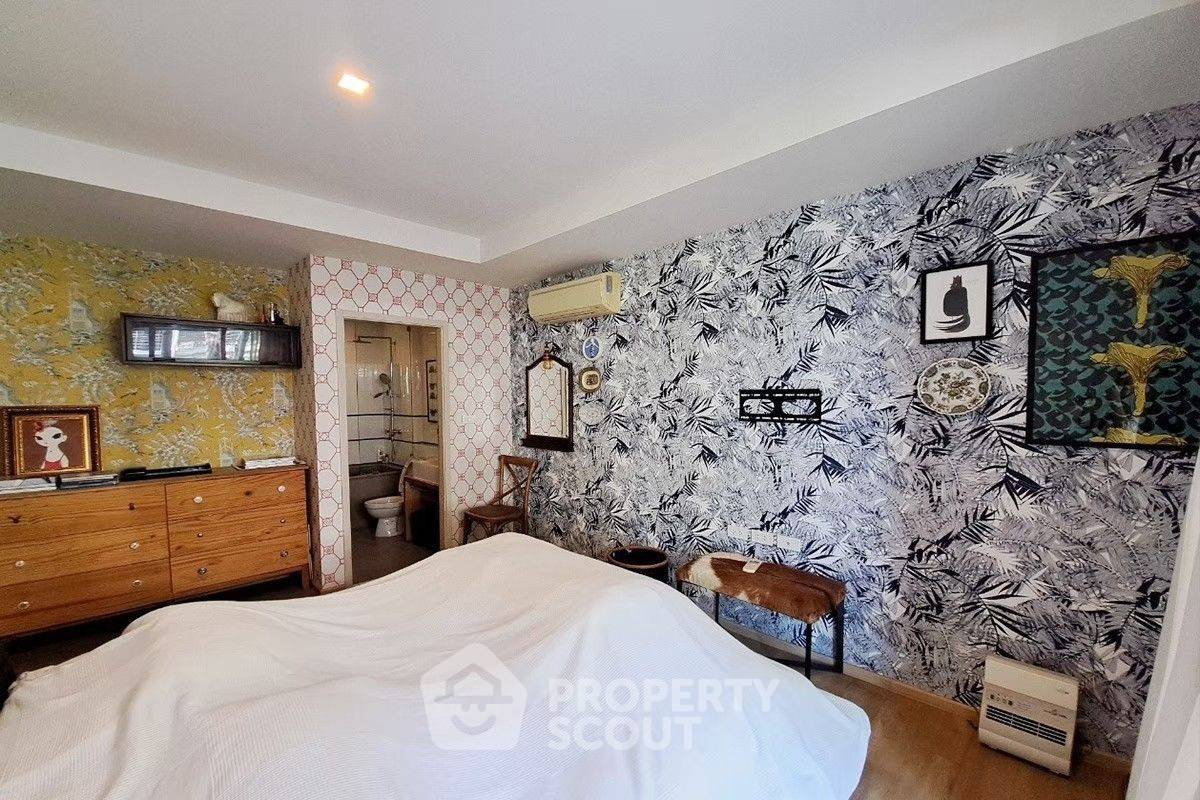 picture 2-BR Condo at Baan Saenkhram Hua Hin close to The Venezia (ID 1228438) - 16/21