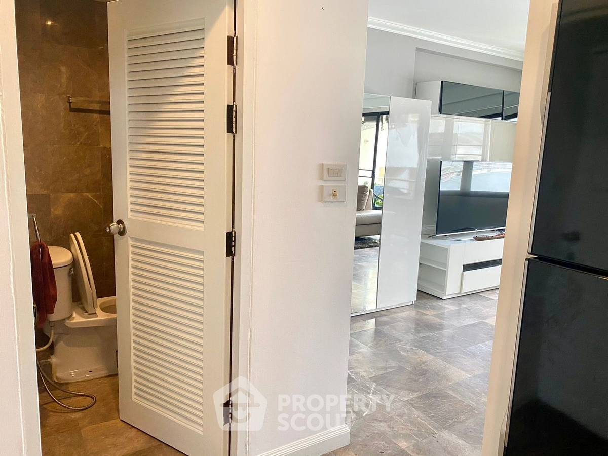 picture 2-BR Condo at Saranjai Mansion Condominium near BTS Nana (ID 1455581) - 9/29