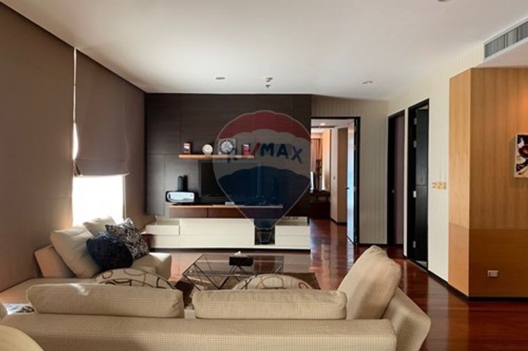 [920071088-27] "Luxurious Bangkok Condo: Renovated & Ready to Rent"