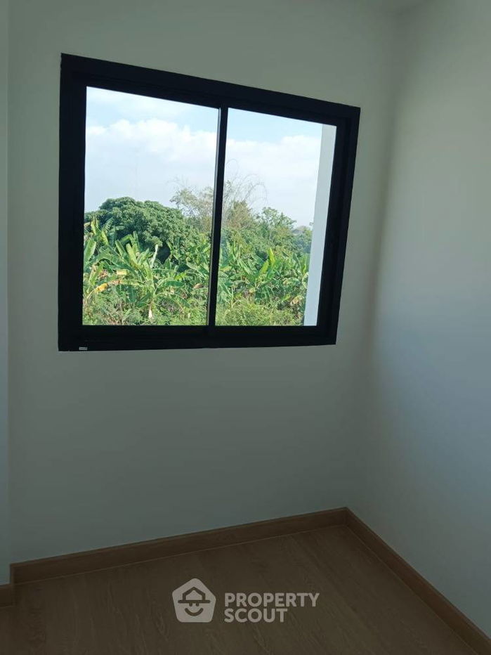 picture 4-BR House in Yang Noeng (ID 1987908) - 8/28