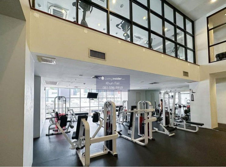 picture Rental : Penhouse At Citi Smart Sukhumvit 18  • 3 Bedroom 3 Bathroom  • Size : 240 S.qm • 20 Floor  - 12/13