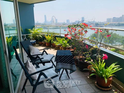 3-BR Condo at Watermark Chaophraya near BTS Krung Thon Buri (ID 2024145)