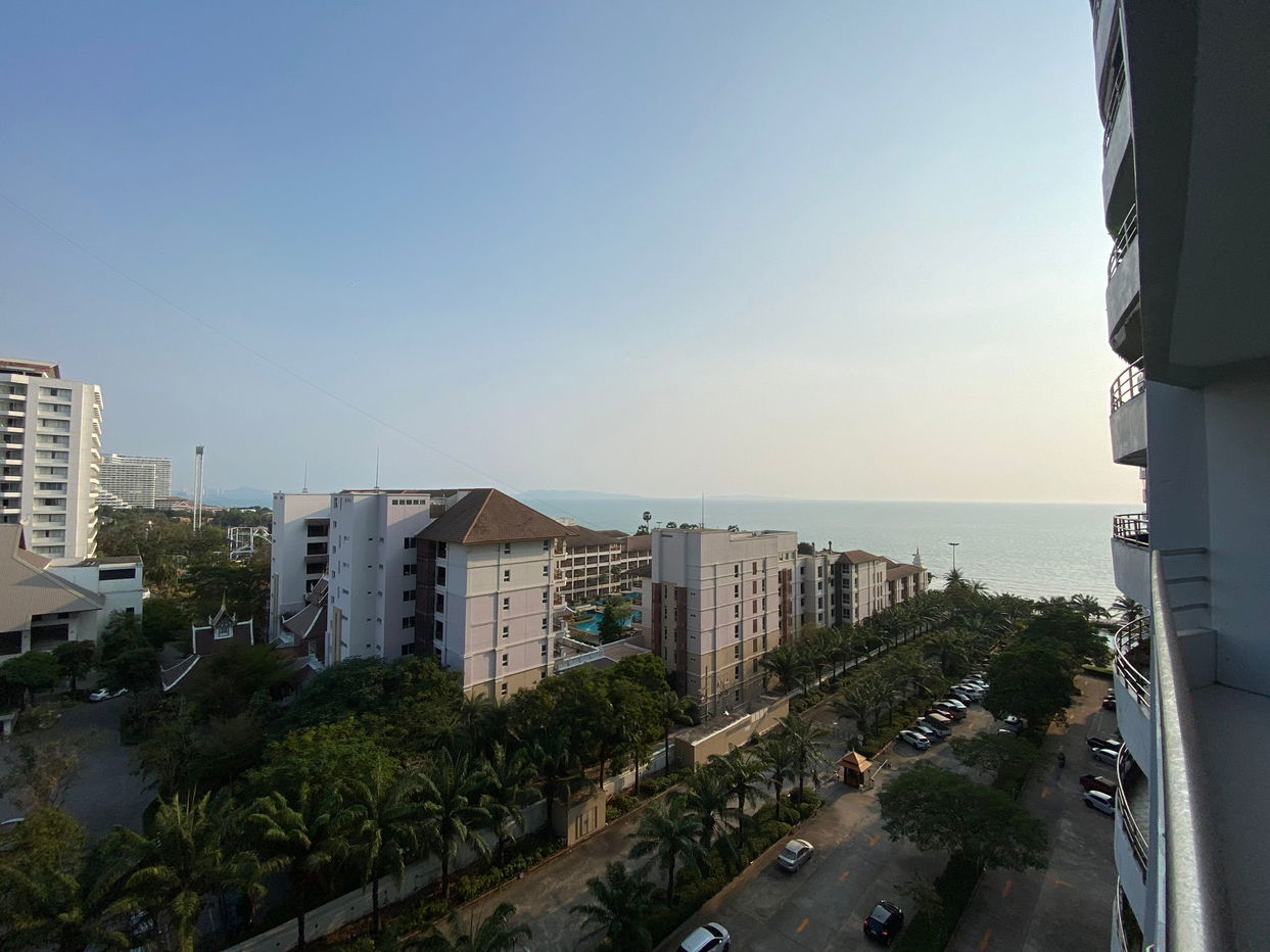 picture 2 Bedrooms Condominium @ View Talay 3 - 9/18