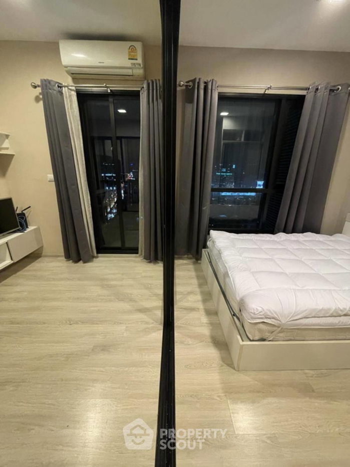 picture 1-BR Condo at Condolette Midst Rama 9 near MRT Phra Ram 9 (ID 1803408) - 3/13