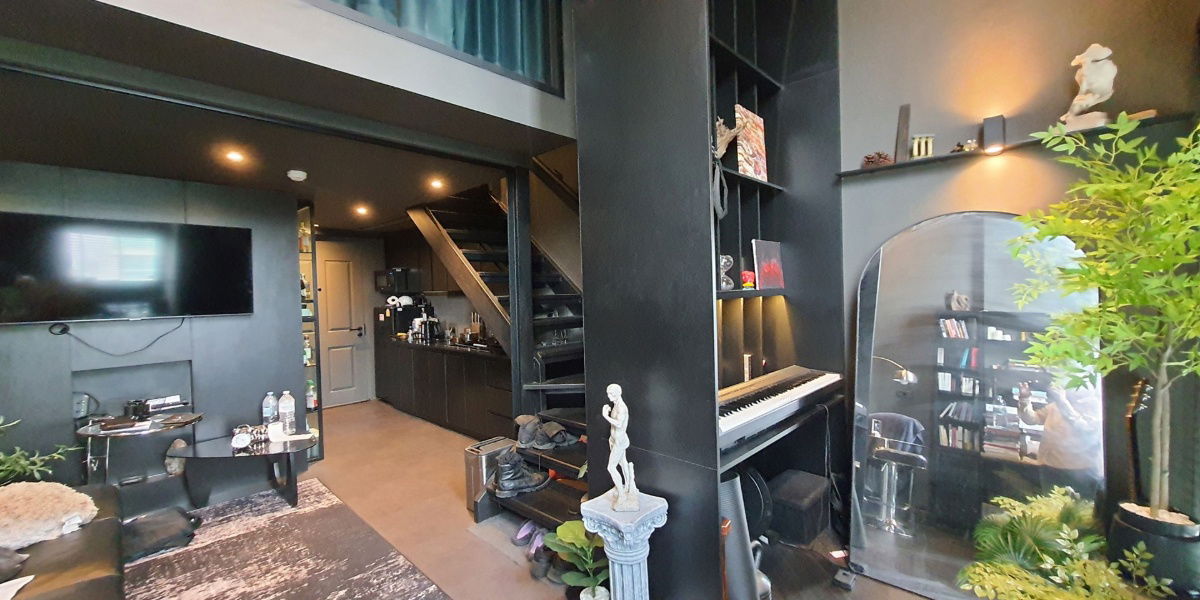 รูป ขายคอนโด มือสอง ห้อง Duplex (ตกแต่งเกือบล้าน) (Blak mens style decoration) ขายขาดทุน ฟรีโอน ห้องมุม คอนโด ละติจูด ใกล้ม.เอแบค บางนา - รูปที่ 15/31