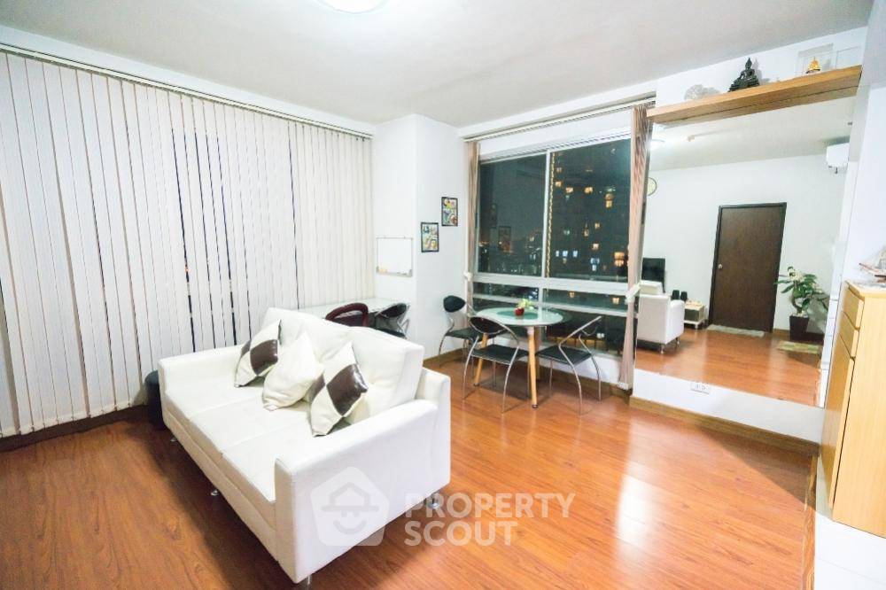 picture 1-BR Condo at The Zest Ladprao Condominium near MRT Lat Phrao (ID 1105155) - 6/22