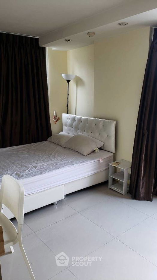 picture 2-BR Condo at Zenith Place @ Sukhumvit Condominium near BTS Phra Khanong (ID 1929330) - 3/3