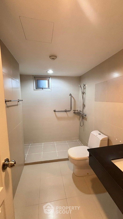 picture 2-BR Condo at Belle Grand Rama 9 near MRT Phra Ram 9 (ID 2106475) - 7/14