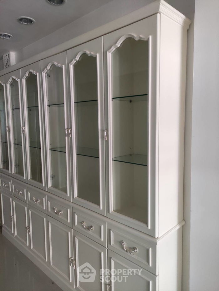 รูป ทาวน์เฮาท์ 4-ห้องนอน ใกล้ BTS พระโขนง (ID 2099625) - รูปที่ 13/17
