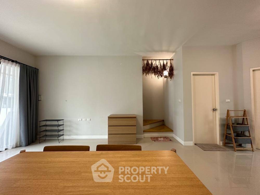 picture 3-BR Townhouse in Taling Chan (ID 1706061) - 45/71
