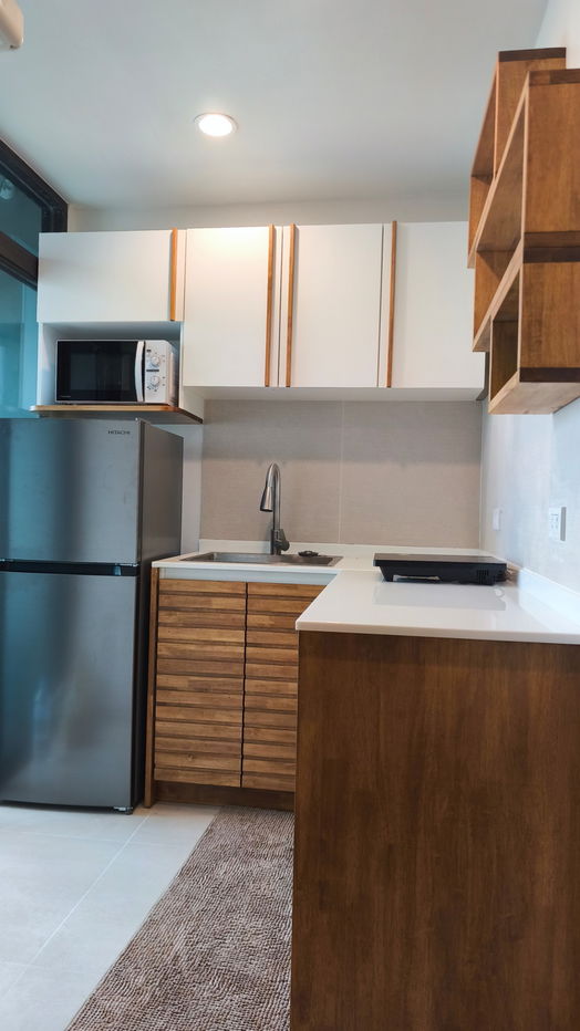 picture  A newly renovated condo 100% | No Pollution | Thammasat University, Khao San Road 4 km. Direct to owner Line ID : chuch_cha - 8/11