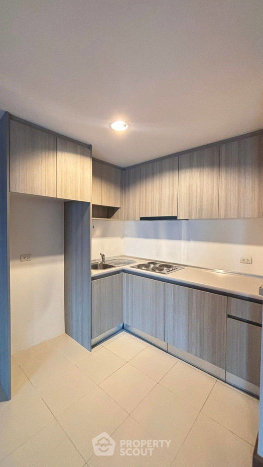 picture 2-BR Condo at Belle Grand Rama 9 near MRT Phra Ram 9 (ID 2106475) - 6/14