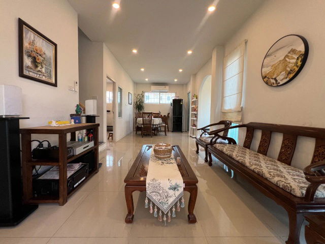 รูป 🏡ให้เช่าทาวน์เฮ้าส์ 4 ห้องนอน สไตล์โมเดิร์น ใกล้ 89 พลาซ่า เชียงใหม่ - รูปที่ 4/13