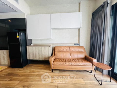 1-BR Condo at The Lofts Asoke near MRT Phetchaburi (ID 1532109)