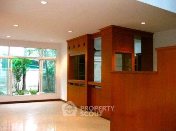 รูป บ้าน 5-ห้องนอน ใน นวลจันทร์ (ID 2231387) - รูปที่ 10/24