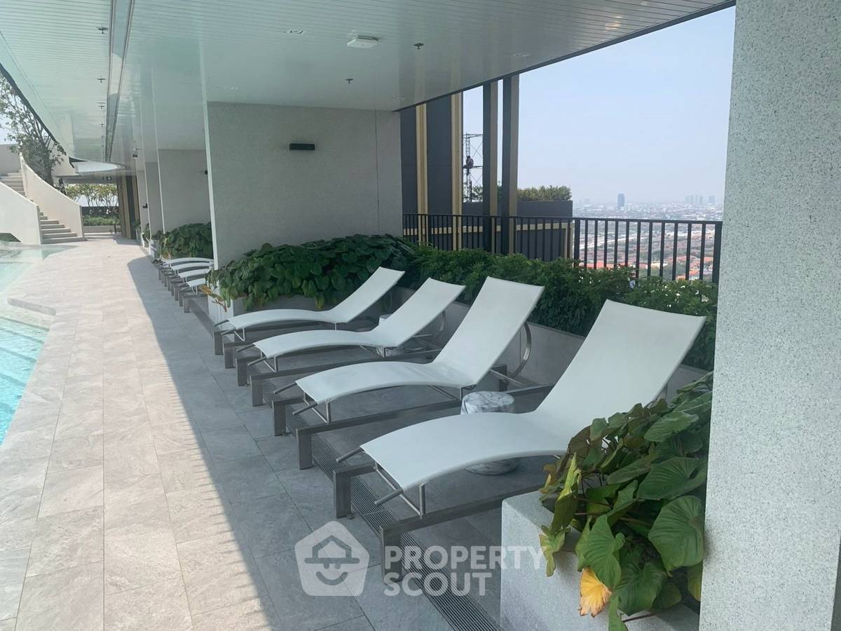 picture 2-BR Condo at NUE Mega Plus Bangna in Bang Kaeo (ID 2094524) - 8/14