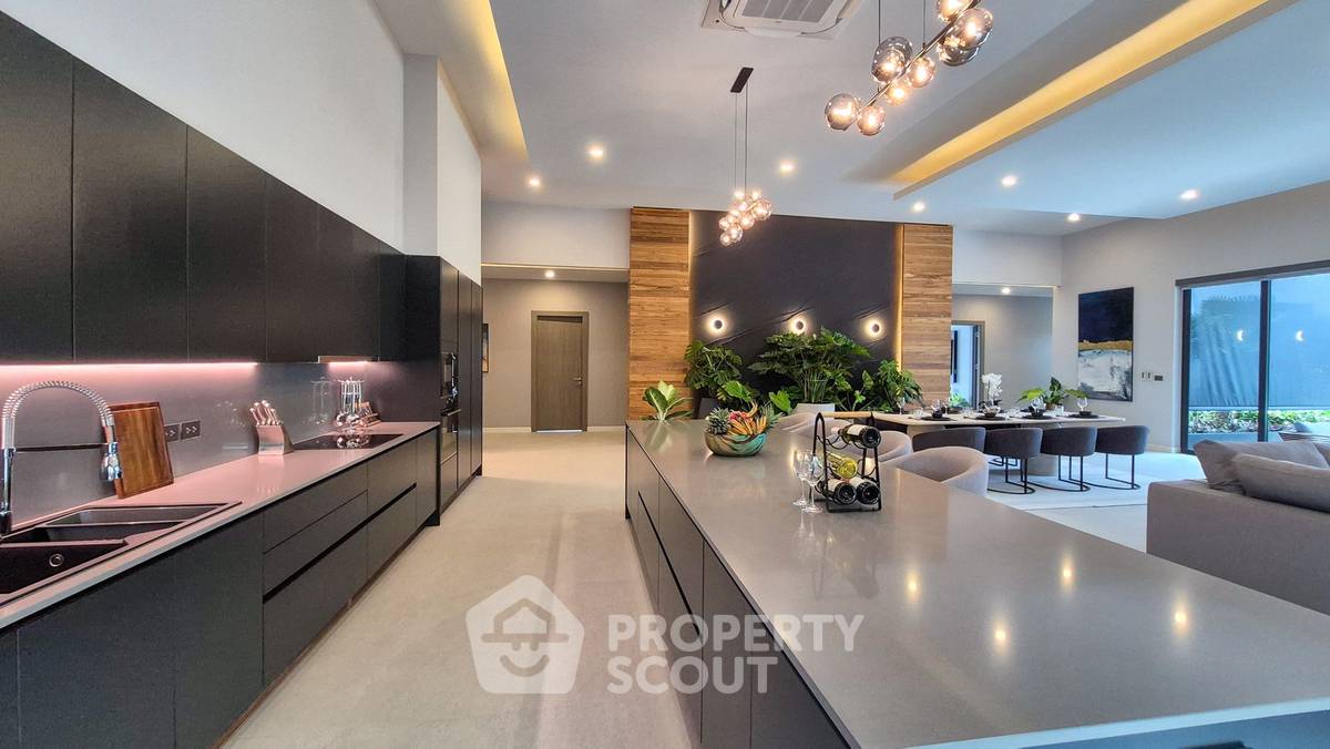 รูป วิลล่า 5-ห้องนอน ที่ โซโนรา เรสซิเดนส์ ชากนอก ใกล้ เมืองพัทยา (ID 2140105) - รูปที่ 5/23